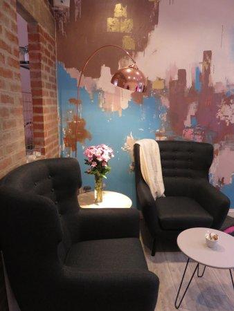 Five Degrees Cafe